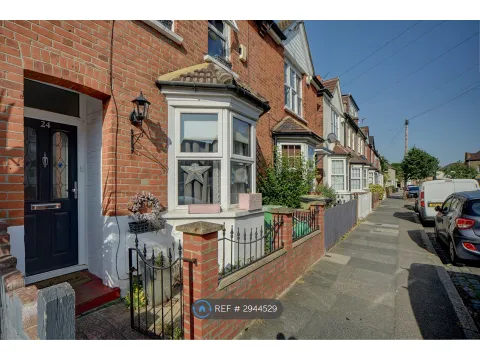 House in London, Bromley Park, Plaistow - View 5