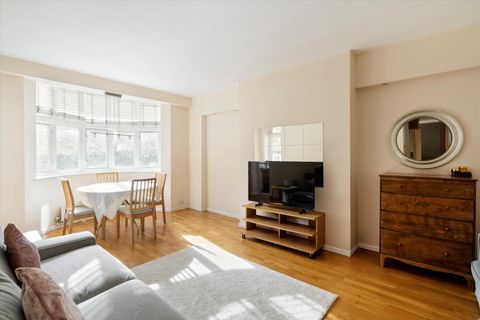 Maitland Court, Lancaster Terrace, Bayswater, London W2