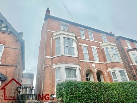 House in Nottingham, Hyson Green - View 2