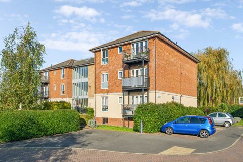 St. Catherines Close, Raynes Park SW20