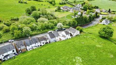 House in Newcastle-under-Lyme, Trubshaw, Kidsgrove - More