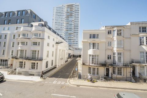 St. Margarets Place, Brighton BN1