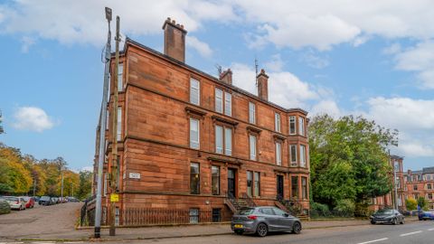 167 Queens Drive, Flat B/1, Queens Park, Glasgow G42