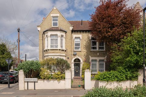 Kempshott Road, Streatham Common, London SW16