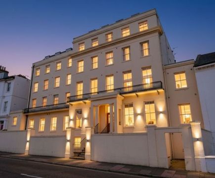 Howard Place, St. Annes Court Howard Place BN1, Studio to rent