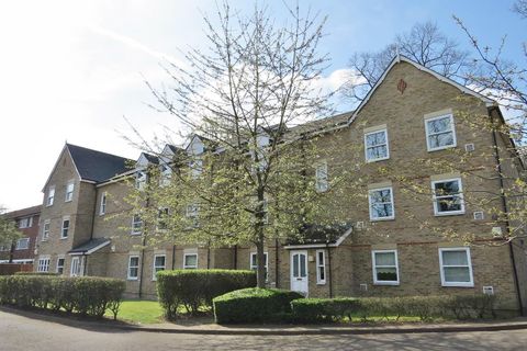 Croxted Road, Dulwich SE21, 2 bed flat to rent, £1,900 pcm - Zoopla