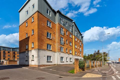 Moorhead Close, Cardiff CF24