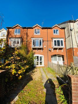 Berkeley Close, Southampton SO15 – pohled 2