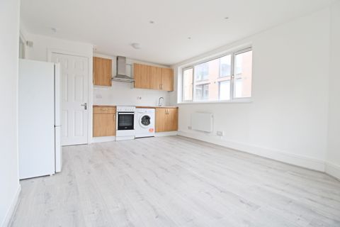Nile Street, London N1, Studio to rent