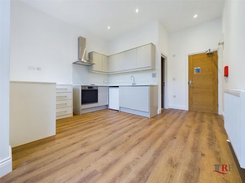 Christchurch Avenue, London NW6, Studio to rent