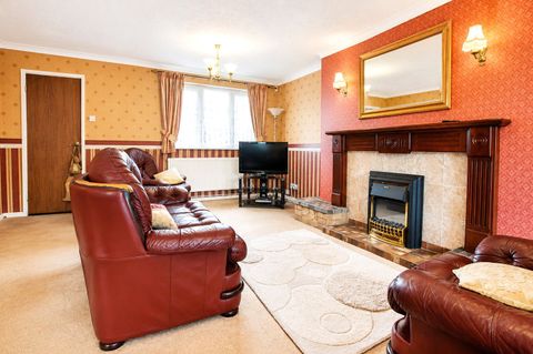 Homestead Way, Kingsley, Northampton NN2 - More
