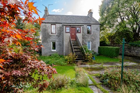 32 Belmont Road, Edinburgh EH14