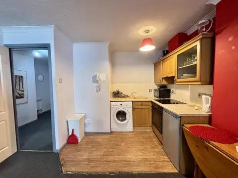 Apartment in Manchester, City Centre - View 5