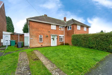 Burcot Avenue, Wolverhampton WV1, Wolverhampton WV1