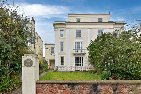 Oakfield Road, Clifton, Bristol, Somerset BS8