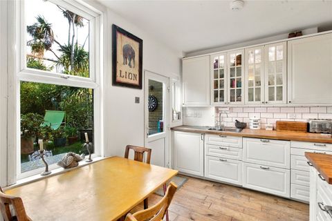 Lessingham Avenue, Tooting SW17