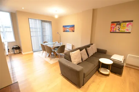 Apartment in Liverpool L2