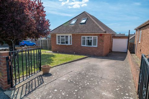 Chalkridge Road, Drayton PO6