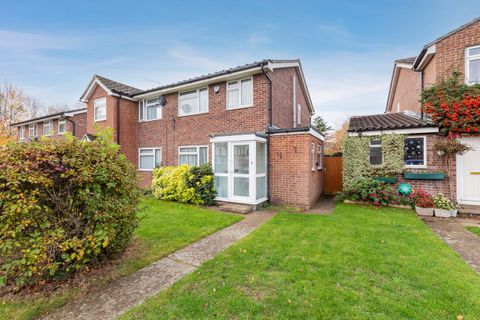 Lowbrook Drive, Maidenhead SL6, 3 bed semi-detached house for sale, £ ...
