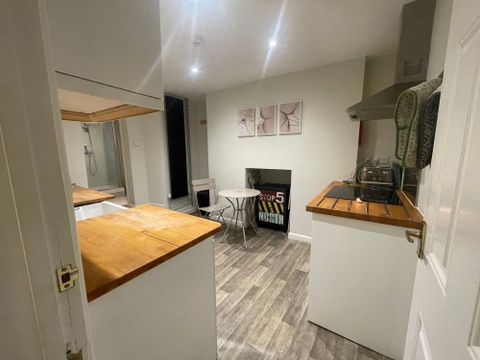 26 Friars Walk, Exeter EX2