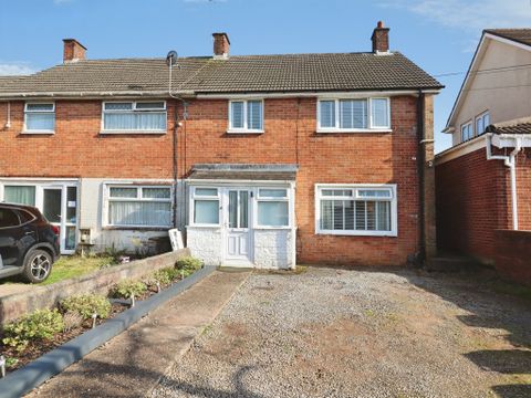 Chaucer Close, Llanrumney, Cardiff CF3