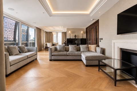 Wren House, 190 Strand, London WC2R
