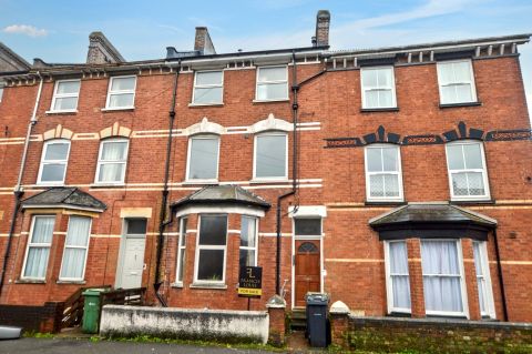 2 bed maisonette for sale in Union Road, Exeter EX4, £160,000 - Zoopla
