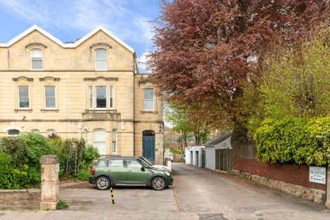 Alma Road, Clifton, Bristol BS8