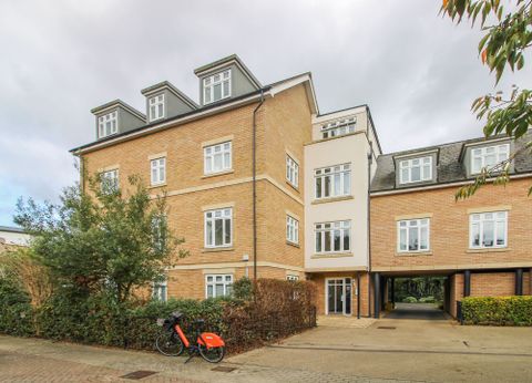 Pearl Close, Cambridge CB4