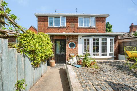 Manns Close, West End, Southampton SO18