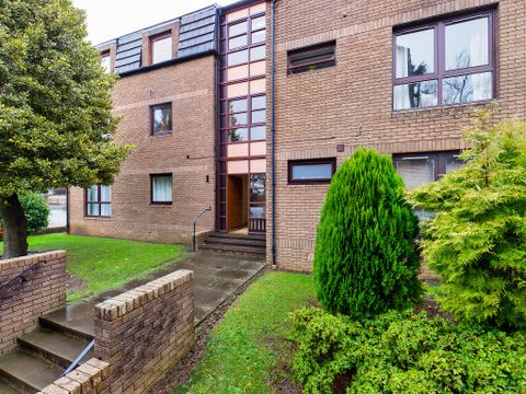Guardianswood, Ellersly Road, Murrayfield, Edinburgh EH12