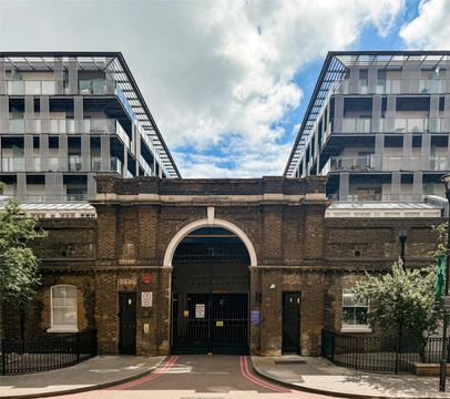 Apartment in Woolwich SE18 - View 2