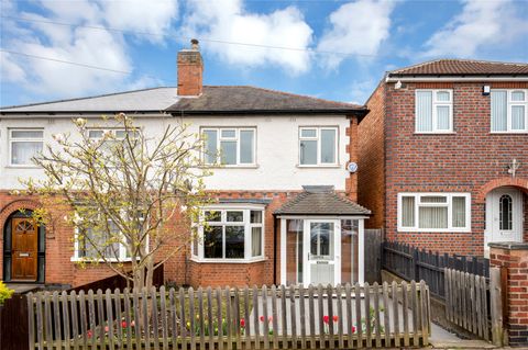 Raeburn Road, Clarendon Park, Leicester LE2