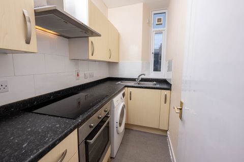 Hollybank Place, Aberdeen AB11