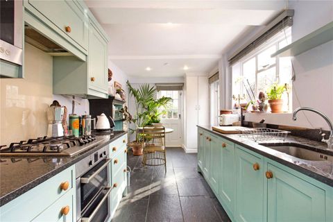 Enbrook Street, Kensal Town W10 - More