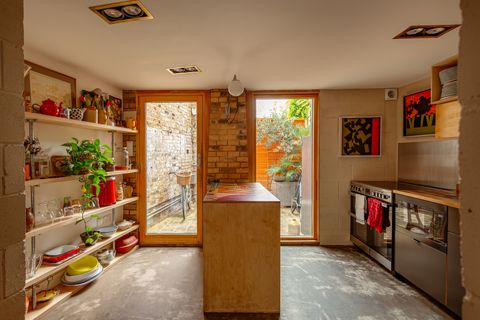 Oldfield Road V, Oldfield Road, London N16