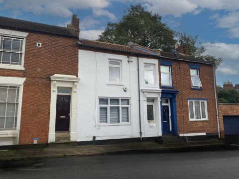 Freehold Street, Queens Park NN2 - View 2