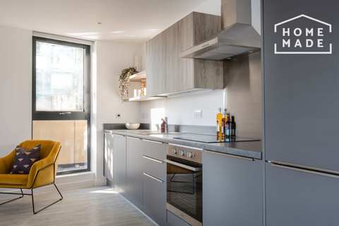 Vox, Trentham Street M15