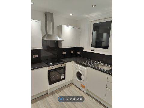 Parkhead Crescent, Edinburgh EH11, Room to rent