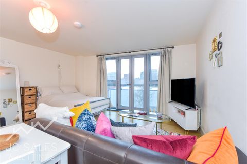 Furnace Hill, Sheffield S3, Studio for sale