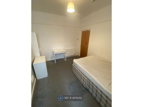 Whitchurch Road, Cardiff CF14, Room to rent