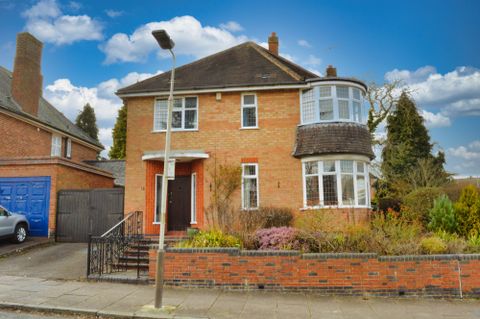House in Leicester, Stoneygate - View 2
