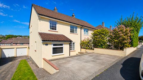 Erle Gardens, Plymouth PL7