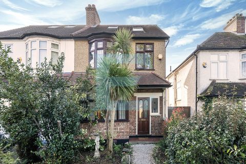 Stoneyfields Lane, Edgware, Middlesex HA8