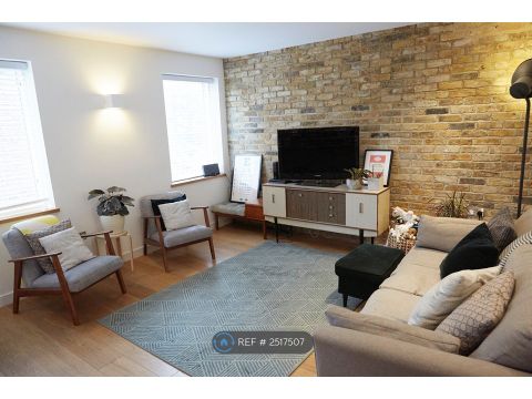 Shelford Place, London N16