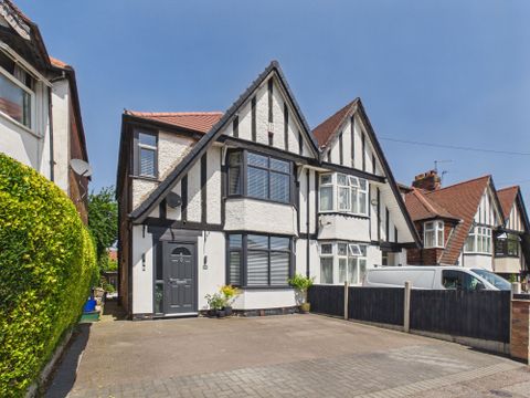 Avondale Road, Carlton, Nottingham NG4