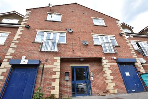 Hunters Court, Leeds, West Yorkshire LS15