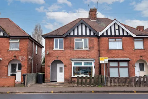 Queens Road, Beeston, Nottingham NG9, Nottingham NG9