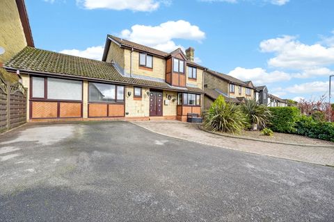 Cardinal Drive, Lisvane, Cardiff CF14