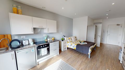 Studio 3, St Marks Court, 12-14 St Marks Street, City Centre, Nottingham NG3, Room to rent
